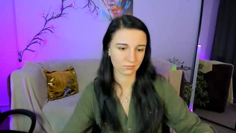 Snapshot of melani_bumm chatting on 17, 9, 2025 melani_bumm online show from 17, 9, 2025