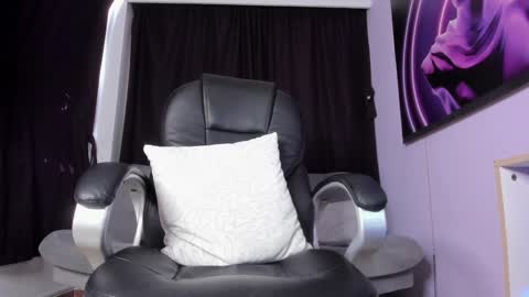 Snapshot of melani_greyy chatting on 15, 1, 2025 melani greyy online show from 15, 1, 2025