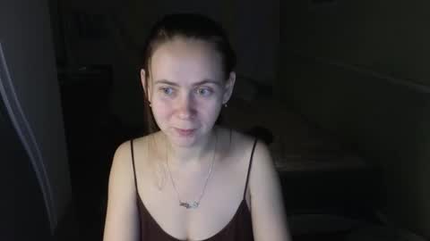 Snapshot of melania____ chatting on 16, 11, 2025 Mila online show from 16, 11, 2025