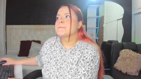 Snapshot of melanie_hh chatting on 11, 3, 2025 Melanie online show from 11, 3, 2025