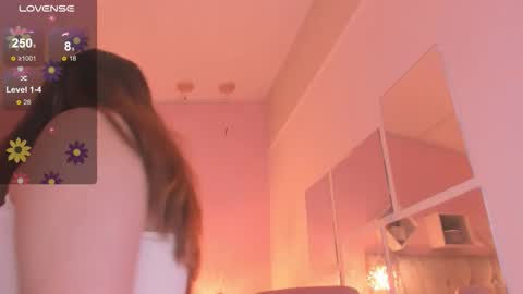 Melanie  online show from 19, 11, 2025