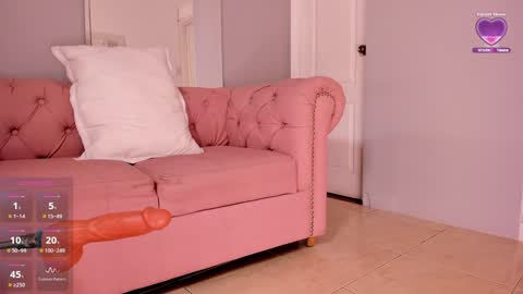 Snapshot of melanie_milleer chatting on 29, 12, 2024 Melanie Miller online show from 29, 12, 2024