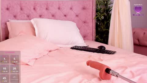 Snapshot of melanie_milleer chatting on 8, 1, 2025 Melanie Miller online show from 8, 1, 2025