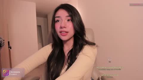 Snapshot of melanie_owo chatting on 21, 10, 2025 Melanie online show from 21, 10, 2025