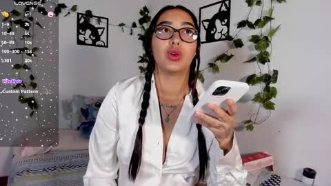 Melanie online show from 9, 10, 2025