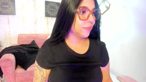 Snapshot of melaniegrayx chatting on 4, 3, 2025 melaniegrayx online show from 4, 3, 2025