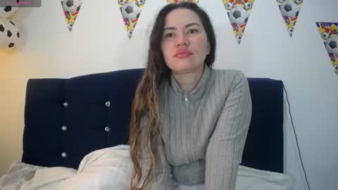Snapshot of melanieparker20 chatting on 17, 7, 2026 Melanie Parker online show from 17, 7, 2026