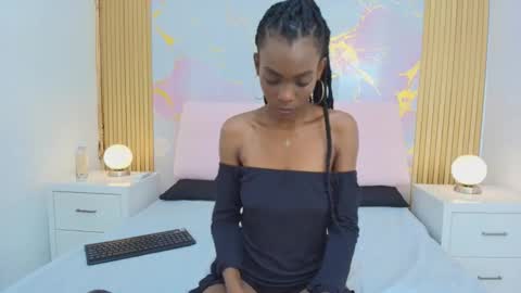 Snapshot of melaniepatton chatting on 27, 9, 2025 Melanie online show from 27, 9, 2025
