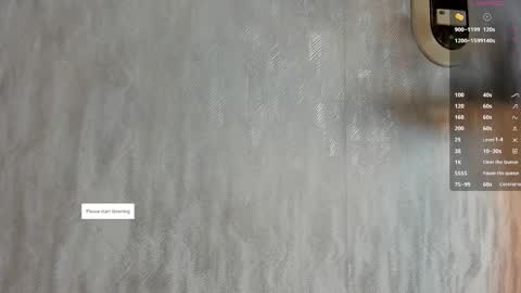 Snapshot of melanierioss_ chatting on 4, 10, 2025 online show from 4, 10, 2025