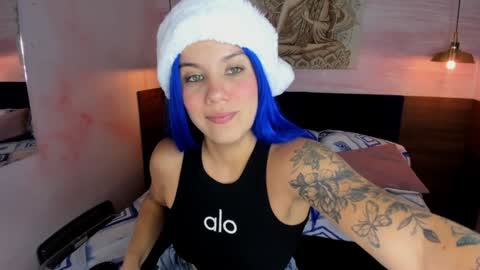 Snapshot of melanieroux chatting on 5, 12, 2024 Melanie Roux online show from 5, 12, 2024