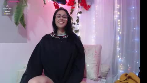 Snapshot of melanishaw chatting on 7, 10, 2025 melany sox online show from 7, 10, 2025
