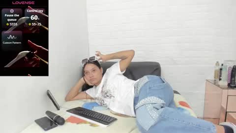 melannie roses online show from 13, 2, 2026