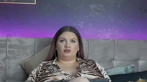 melanniebrown online show from 8, 12, 2024