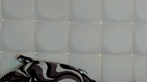 Snapshot of melanniebrown chatting on 13, 2, 2025 melanniebrown online show from 13, 2, 2025