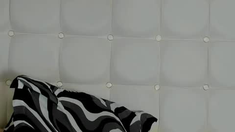 Snapshot of melanniebrown chatting on 13, 2, 2025 melanniebrown online show from 13, 2, 2025