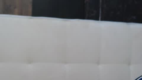 melanniebrown online show from 11, 1, 2026