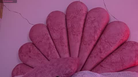 MelanyLuv online show from 7, 3, 2026