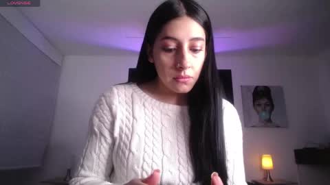 melanny_petite online show from 3, 6, 2026