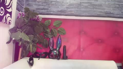 Snapshot of melhiza chatting on 6, 3, 2025 melhiza online show from 6, 3, 2025