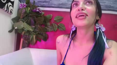 Snapshot of melhiza chatting on 12, 3, 2025 melhiza online show from 12, 3, 2025