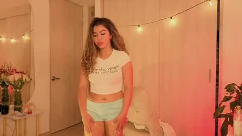 Snapshot of melina_ferrer1 chatting on 11, 7, 2026 EI online show from 11, 7, 2026