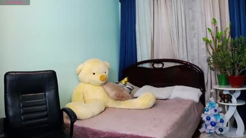 Snapshot of melinasmit chatting on 22, 12, 2024 Melina online show from 22, 12, 2024