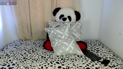 melinna706702 online show from 21, 2, 2025