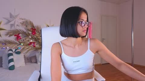 Victoria online show from 7, 1, 2025