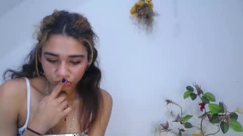 Snapshot of meliss1 chatting on 15, 1, 2025 melissa online show from 15, 1, 2025
