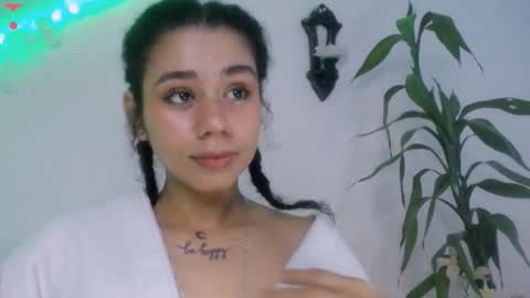 Snapshot of meliss1 chatting on 18, 9, 2025 melissa online show from 18, 9, 2025