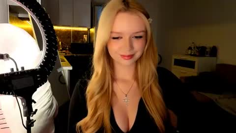 Snapshot of meliss_ss chatting on 10, 7, 2026 Mel or Lissa 3 Welcome here online show from 10, 7, 2026