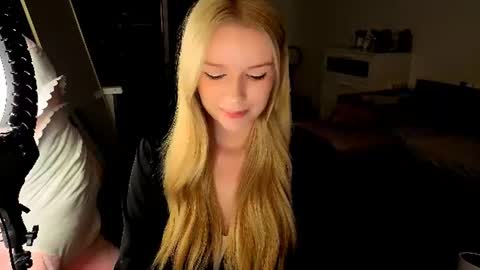 Snapshot of meliss_ss chatting on 26, 7, 2026 Mel or Lissa 3 Welcome here online show from 26, 7, 2026