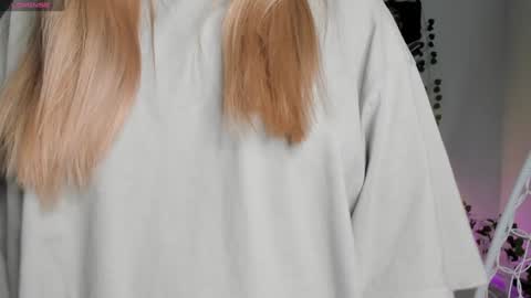 Snapshot of melissa_sshy chatting on 22, 12, 2024 Melissa HOT CONTENT HERE online show from 22, 12, 2024