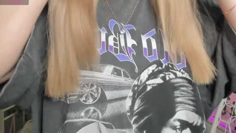 Snapshot of melissa_sshy chatting on 6, 1, 2025 Melissa HOT CONTENT HERE online show from 6, 1, 2025