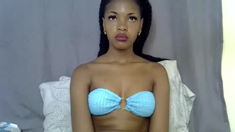 Snapshot of melissah_hot chatting on 18, 4, 2026 melissah_hot online show from 18, 4, 2026