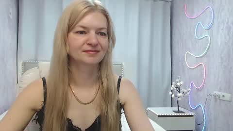 Snapshot of melissatylerbb chatting on 7, 7, 2026 Melissa online show from 7, 7, 2026