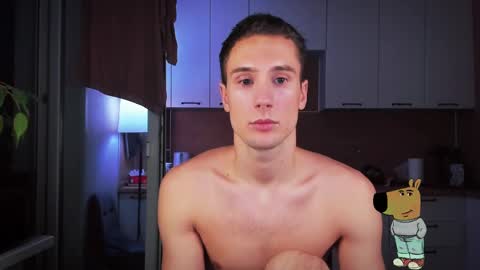 Snapshot of mell0wme chatting on 8, 12, 2024 Mello online show from 8, 12, 2024