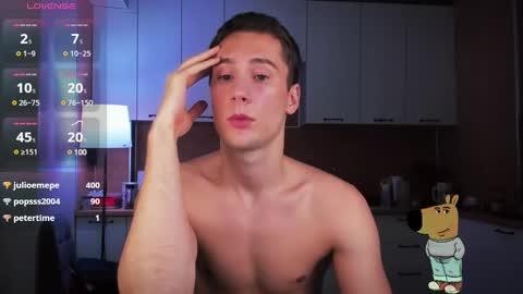 Snapshot of mell0wme chatting on 17, 12, 2024 Mello online show from 17, 12, 2024