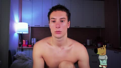 Snapshot of mell0wme chatting on 2, 1, 2025 Mello online show from 2, 1, 2025