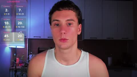 Snapshot of mell0wme chatting on 18, 1, 2025 Mello online show from 18, 1, 2025