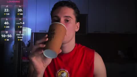 Snapshot of mell0wme chatting on 28, 1, 2025 Mello online show from 28, 1, 2025