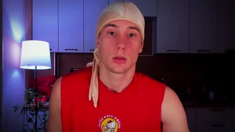 Snapshot of mell0wme chatting on 23, 2, 2025 Mello online show from 23, 2, 2025