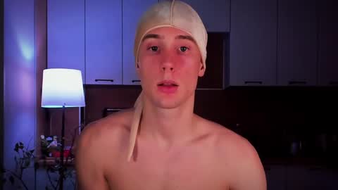 Snapshot of mell0wme chatting on 25, 2, 2025 Mello online show from 25, 2, 2025