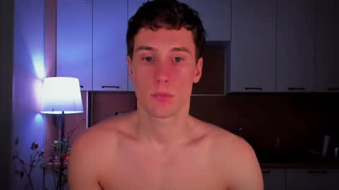 Snapshot of mell0wme chatting on 1, 3, 2025 Mello online show from 1, 3, 2025