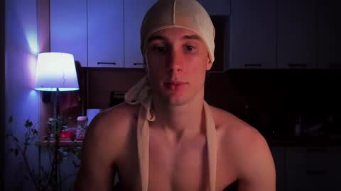 Snapshot of mell0wme chatting on 3, 3, 2025 Mello online show from 3, 3, 2025