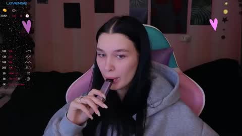 Snapshot of mella_freya chatting on 19, 1, 2025 Freya  IM NONUDE online show from 19, 1, 2025