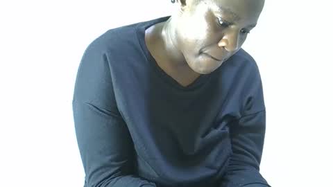 Snapshot of mellanine_ebony chatting on 24, 4, 2026 mellanine_ebony online show from 24, 4, 2026