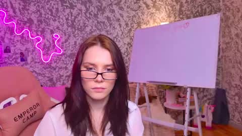 mellhyees online show from 22, 3, 2026