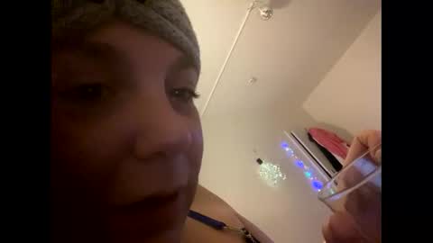 Snapshot of melli23 chatting on 2, 1, 2025 Melli online show from 2, 1, 2025