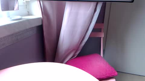 Snapshot of melli23 chatting on 1, 10, 2025 Melli online show from 1, 10, 2025